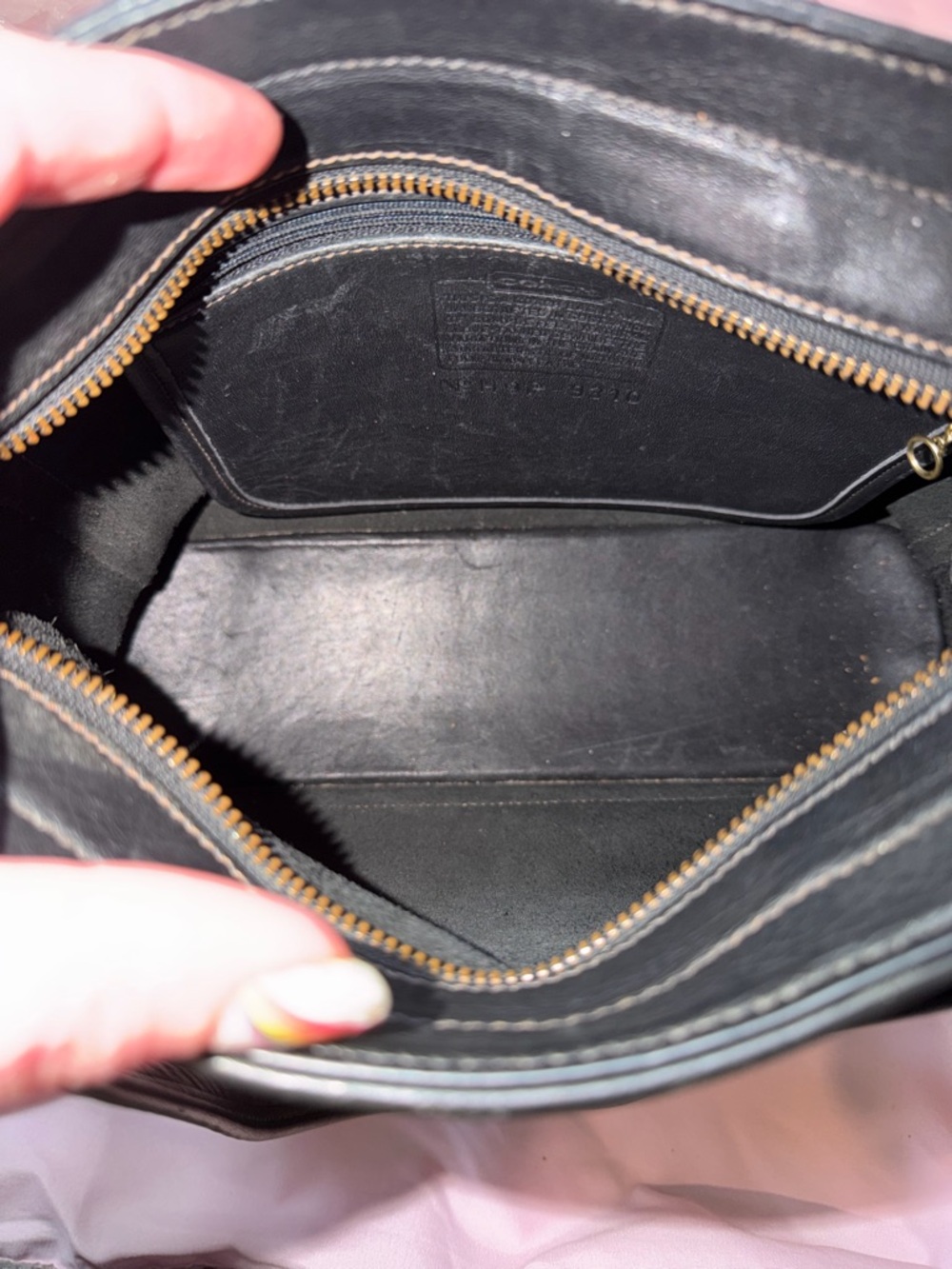 Coach 1999 Bleeker Pocket Zip 9310 Black Glove-Tanned Leather Costa Rica Made - Picture 7 of 8